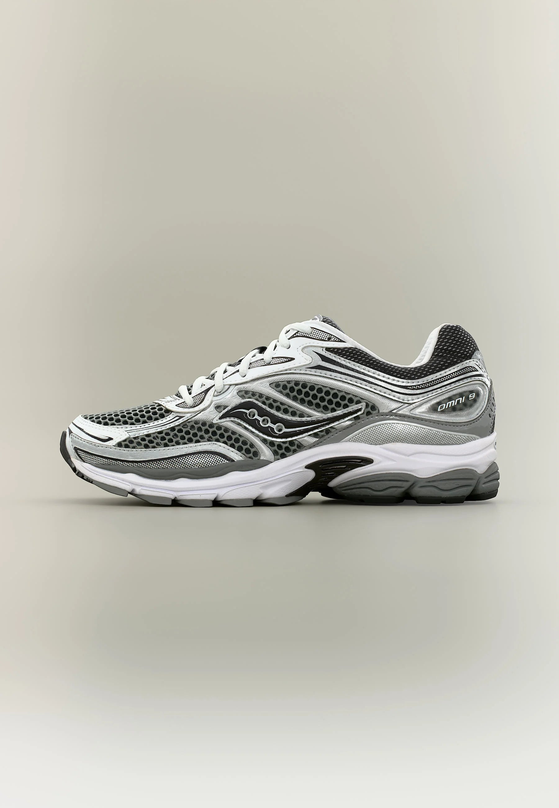 Saucony
PROGRID OMNI 9 UNISEX